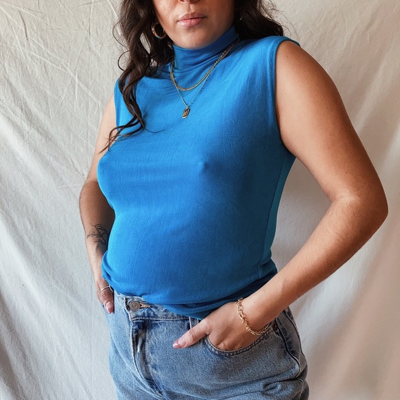 SOLD - Picture 2 of 4